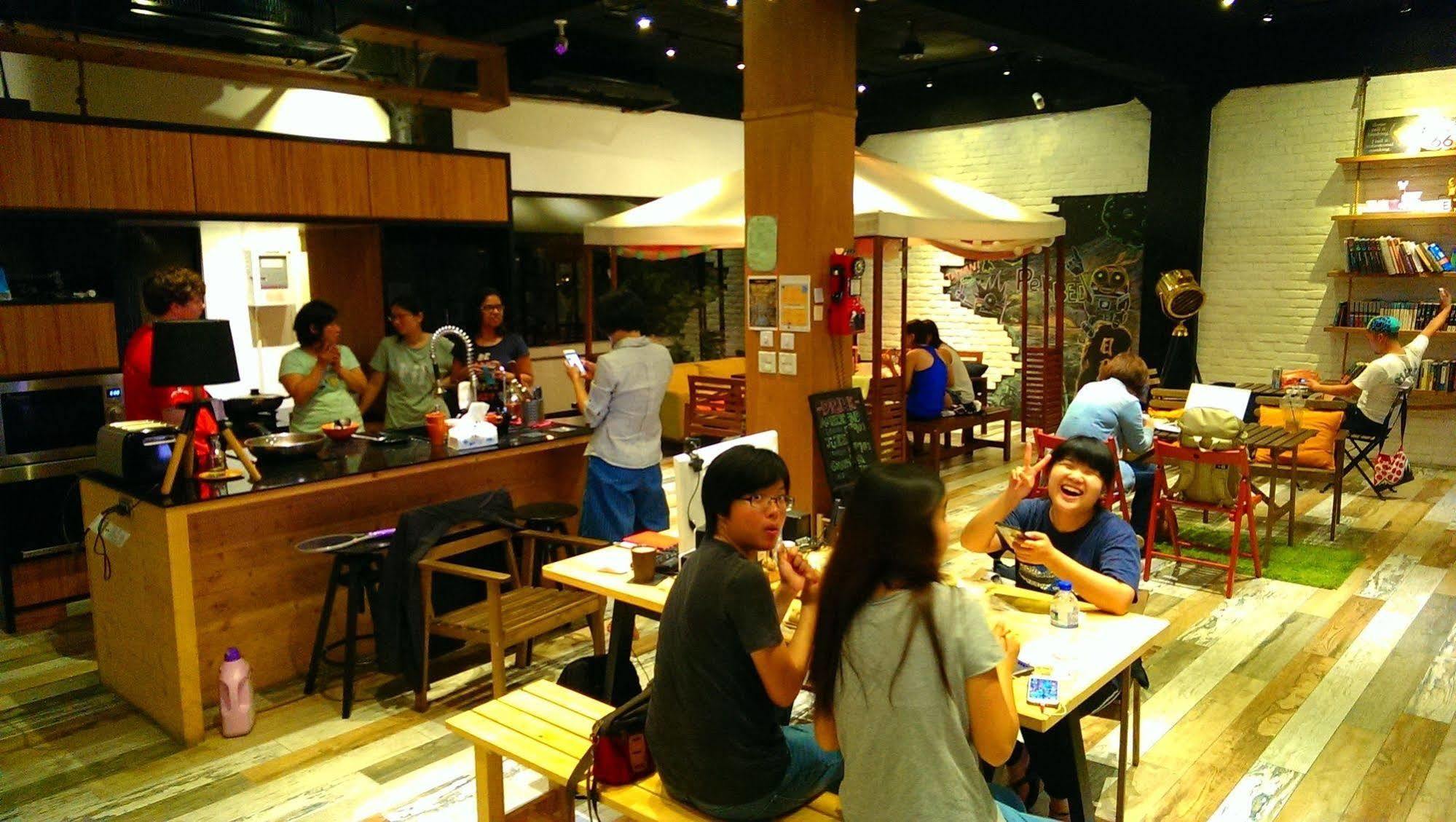 Perbed Hostel-Sun Moon Lake Station Yuchi Extérieur photo